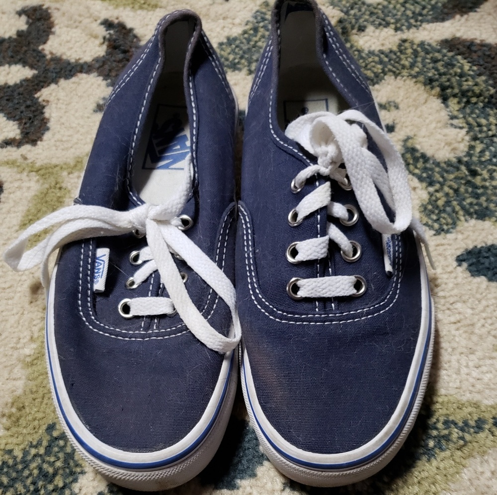 Navy blue vans - like new!